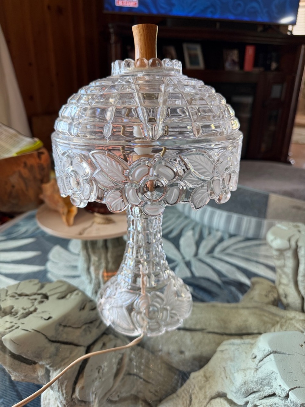 Pressed Glass Table Lamp with Floral Pattern - Clear